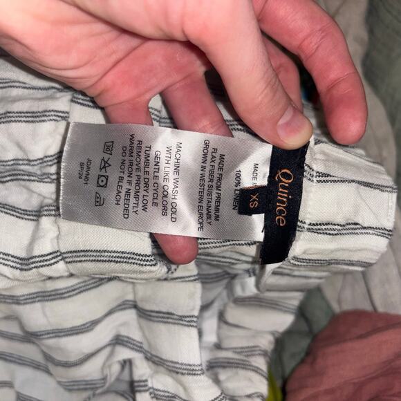 Quince 100% Linen Striped Pull On Pants – Size XS White and Black Striped Pants - Picture 14 of 16